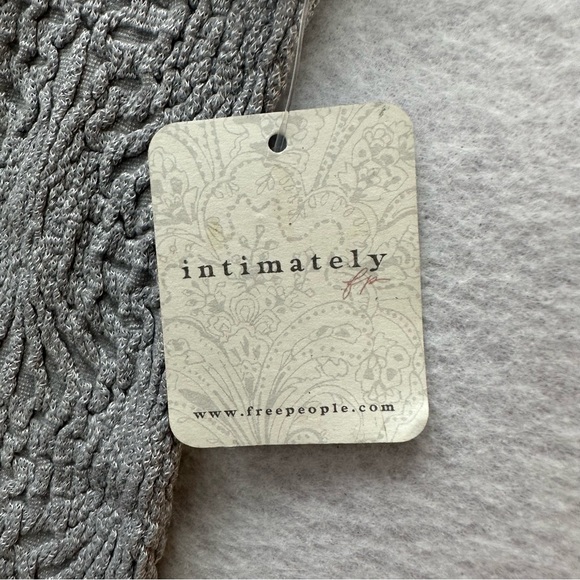 Free People Intimately Medium Large Black Stretch Love Letter Cami Tank Top New - Picture 3 of 5